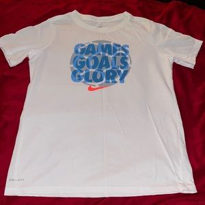 Boys Nike tshirt